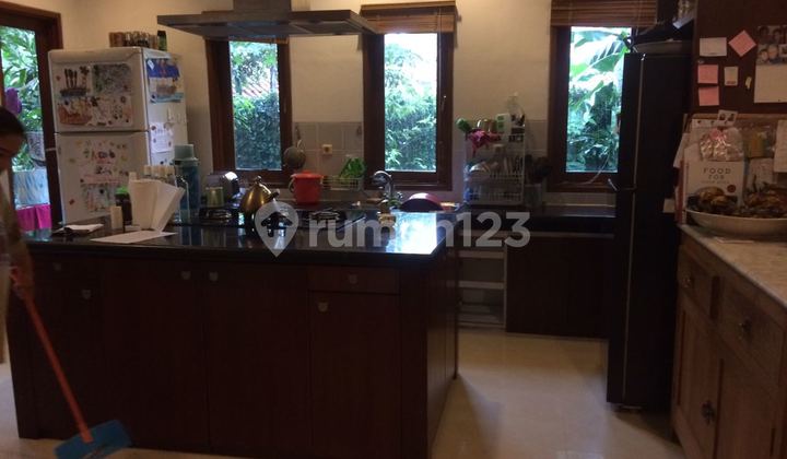 Rumah Luxury di Kawasan Jakarta Selatan