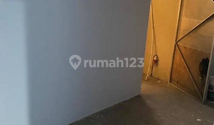 30 V Lk For Rent Fast Shop House in Cengkareng Min2 Years