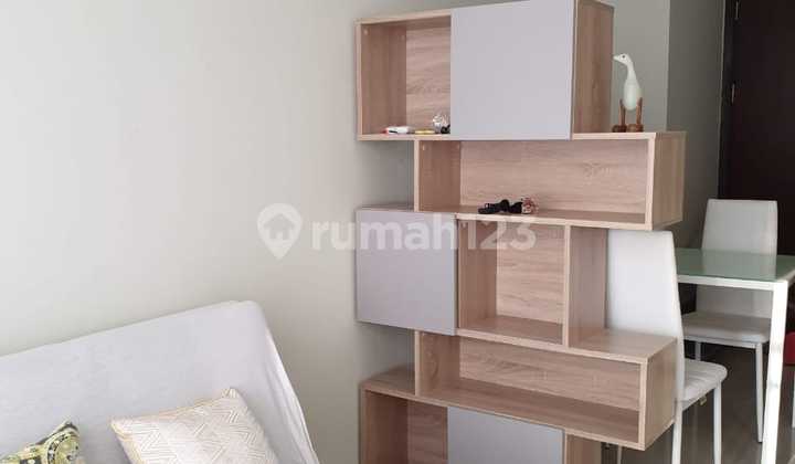P Fl Disewakan Apartemen Puri Mansion 1 BR Furnished Min 2 Thn