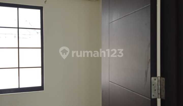 11 V Fl Disewakan Cepat Rumah di Green Lake City 6X15