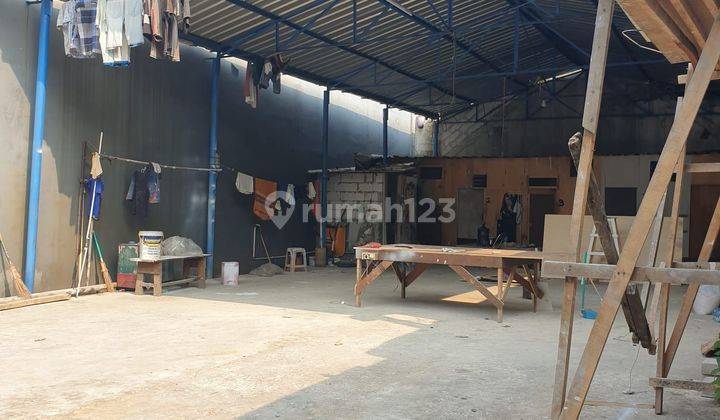 Gudang di Jelambar murah luass 200 m2 saja 2