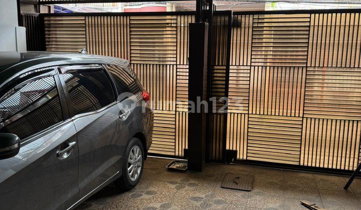 2 V Bt House for Sale in Budi Indah 1¼ LT 2