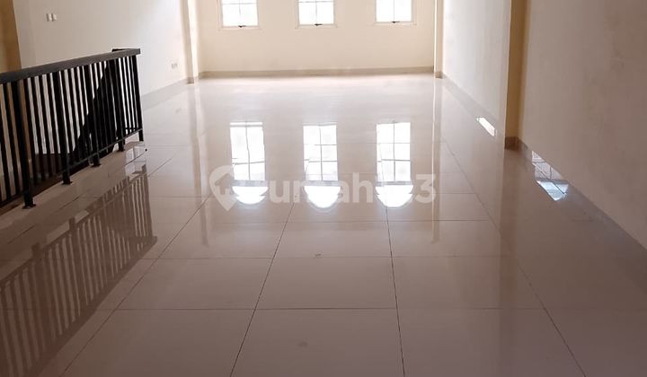 For Rent: Ruko in Fresh Market Facing Inward at Green Lake City