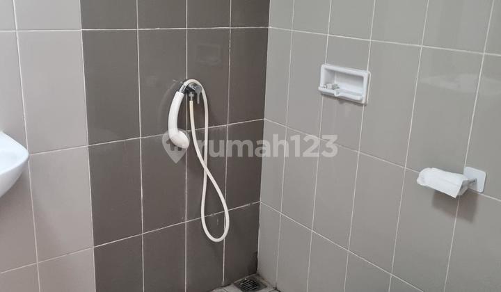 29 V Ly For Quick Sale, House in Gading Serpong 2