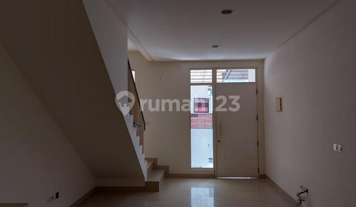 FOR RENT: 4x15 HOUSE IN GREEN LAKE CITY, AVAILABLE FROM JANUARY, MINIMUM 2 YEARS FOR RENT: 4x15 HOUSE IN GREEN LAKE CITY, AVAILABLE FROM JANUARY, MINIMUM 2 YEARS