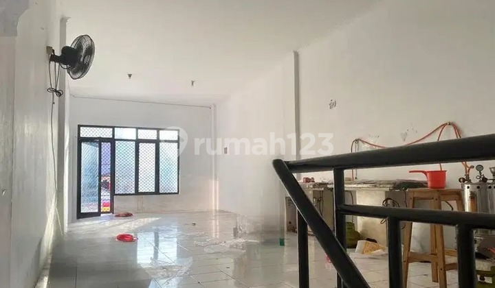 12 V Lk Disewakan Ruko 3,5 Lantai di Palmerah