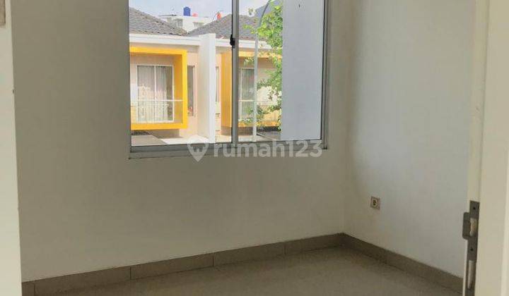 P Fl Disewakan Rumah 2.5 Lantai 6x15 di Green Lake City 2