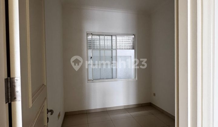 V For Rent House in Green Lake City Cluster Europe V For Rent House in Green Lake City Cluster Europe