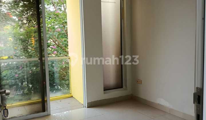 17 V Bt For Quick Sale House in Green Lake City 6X15