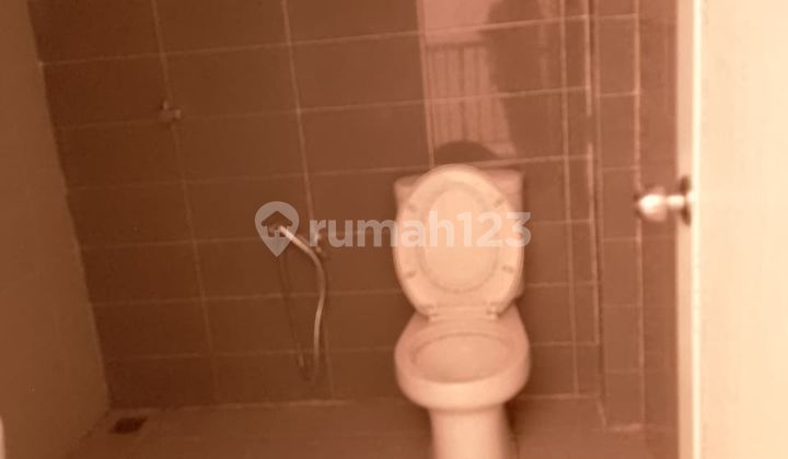 13 V Lk For Sale Shop House in Green Lake City Facing Inwards