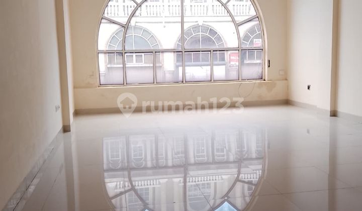 Disewakan Ruko Fresh Market Hadap Dalam di Green Lake City Disewakan Ruko Fresh Market Hadap Dalam di Green Lake City