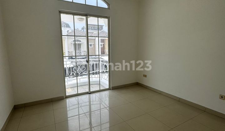 P Mei Disewakan Rumah 6X15 Europe di Green Lake City Min. 2 Thn