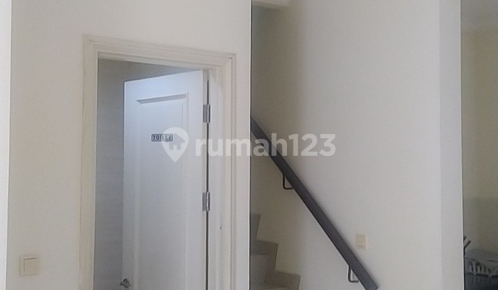 11 V Lk Disewakan Rumah 6X15 di Green Lake City Ready Awal Market 11 V Lk Disewakan Rumah 6X15 di Green Lake City Ready Awal Market