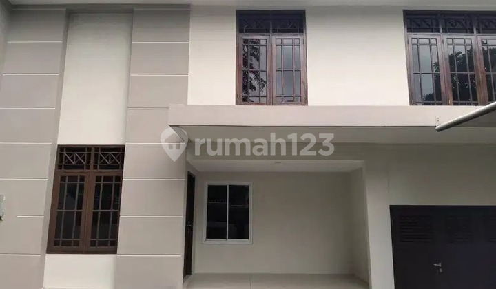 2 V Lk For Sale 2-Story House in Kembangan 2 V Lk For Sale 2-Story House in Kembangan