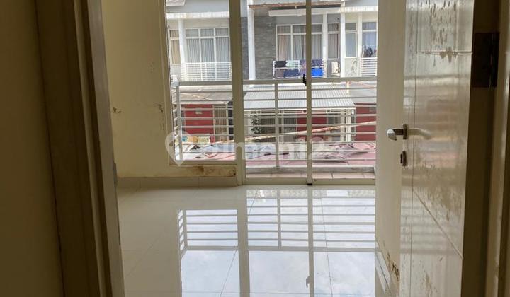 23 V Jo Dijual Rumah 4X15 di Green Lake City