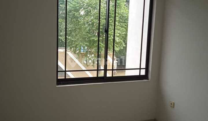 26 V Shl For Rent House in Green Lake Min 2 Years