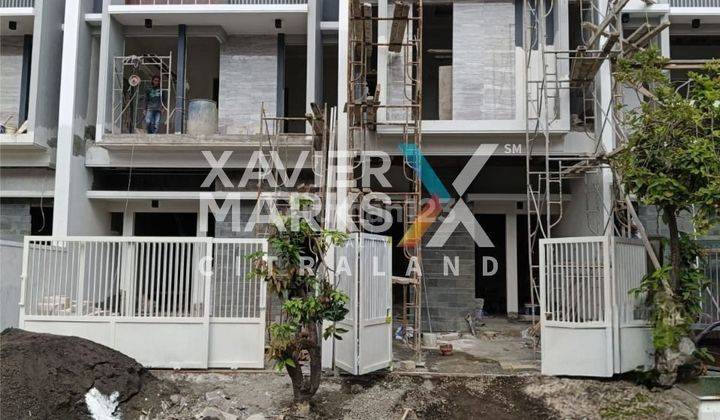 Rumah SHM 2 Lantai Baru Tenggilis Tengah 1