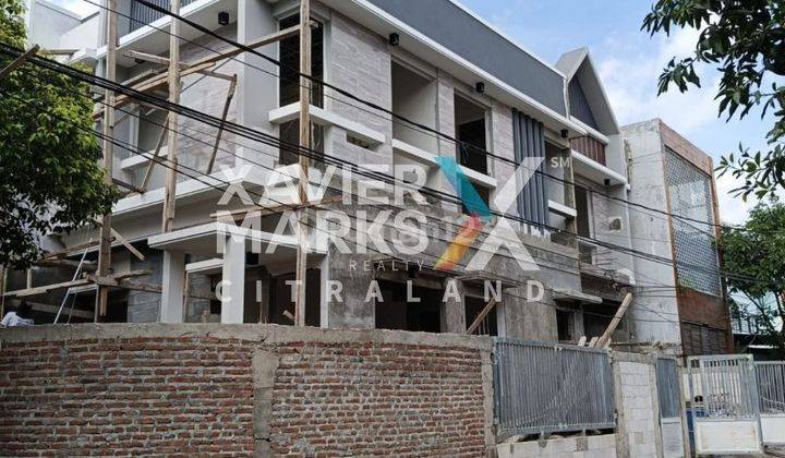 Rumah Baru 2 Lantai SHM Tenggilis Tengah 2