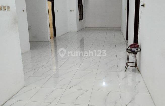 Sewa Rumah Baru Taman Aries  4