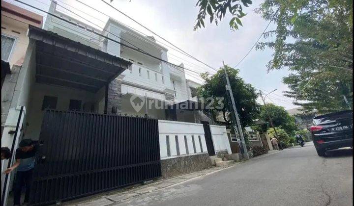 Dijual Cepat Rumah di Komplek Dki Depan Rptra Joglo 1