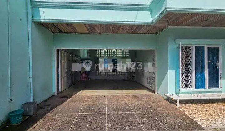 Dijual Cepat Rumah di Komplek Taman Meruya Ilir 2