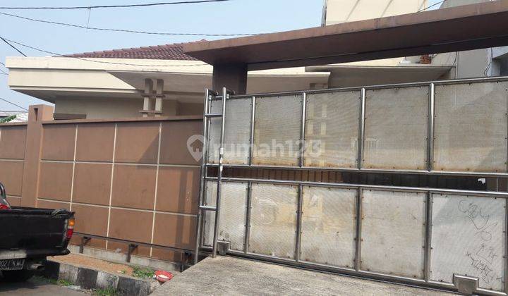 Dijual Rumah di Perumahan Taman Kota Kembangan 1