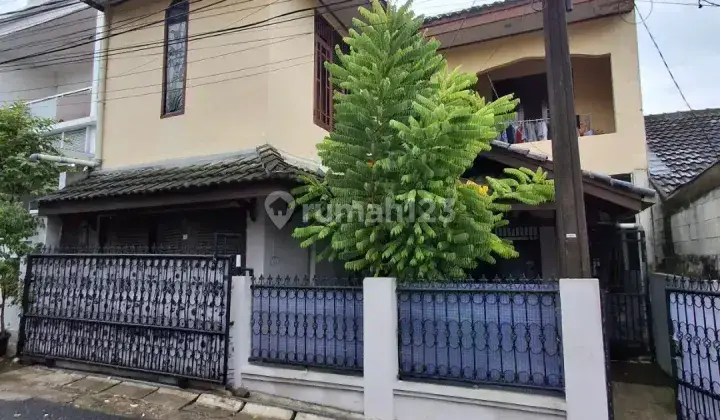 dijual cepat rumah di jalan pondok baru jakarta timur 1