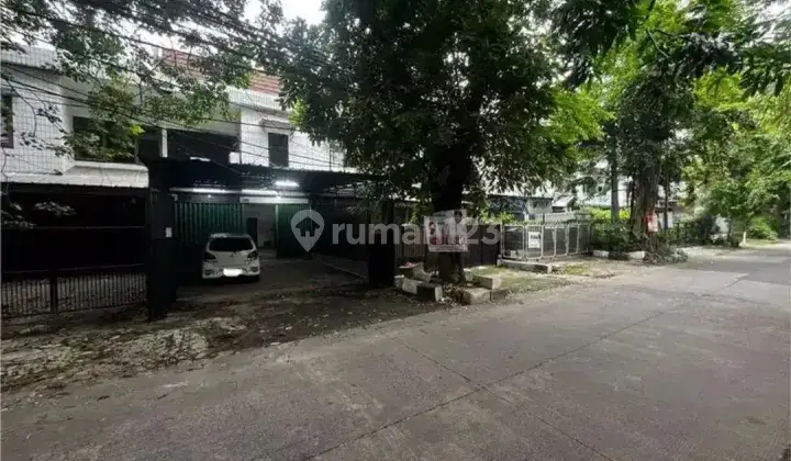 Dijual Cepat Rumah Bentuk Ruko Kebon Jeruk 2