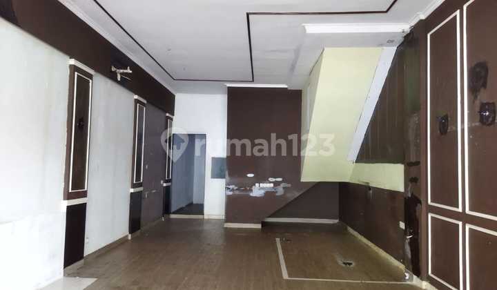 Disewa Ruko Siap Pakai Graha Boulevard Gading Serpong, LN-D