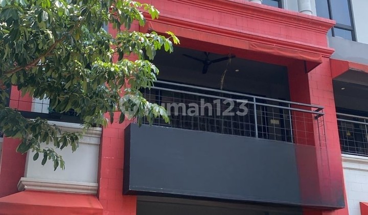 Dijual / Disewa Ruko Hook Graha Boulevard Gading Serpong, LN-D