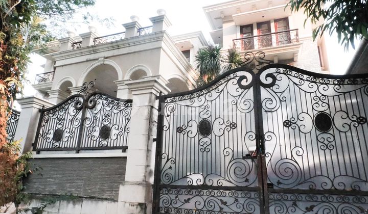 Dijual Rumah Mewah Siap Huni Kuningan Jakarta Selatan Dijual Rumah Mewah Siap Huni Kuningan Jakarta Selatan