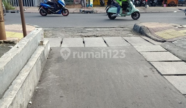 Dijual Cepat Rumah Tanjung Duren Row Jalan 1 Mobil, DA 2