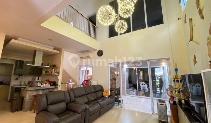 Corner House Cozy in Riviera Metland Cluster Ready to Occupy 2