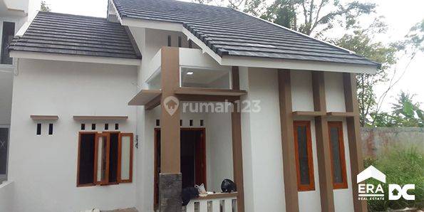 Rumah tengah kota Salatiga murah siap huni dekat kampus UKSW dijual di Puri asri Argomulyo Salatiga 2