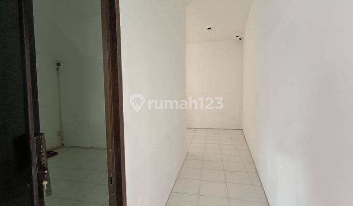Ruko tengah kota Semarang dekat tol gayamsari dijual di ruko Sompok Semarang selatan 2