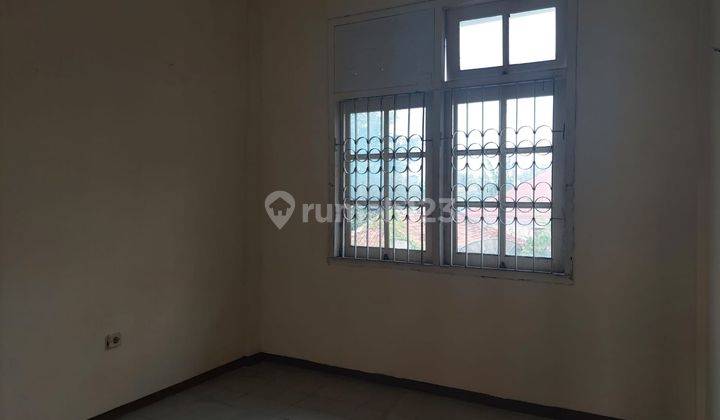 Rumah dan Ruang usaha tengah kota Semarang siap pakai dekat Java mall dekat tol gayamsari di Lampersari Semarang Tengah 12