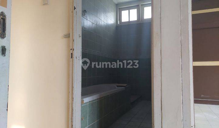 Rumah dan Ruang usaha tengah kota Semarang siap pakai dekat Java mall dekat tol gayamsari di Lampersari Semarang Tengah 18