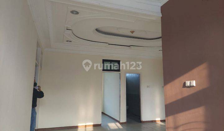 Rumah dan Ruang usaha tengah kota Semarang siap pakai dekat Java mall dekat tol gayamsari di Lampersari Semarang Tengah 19