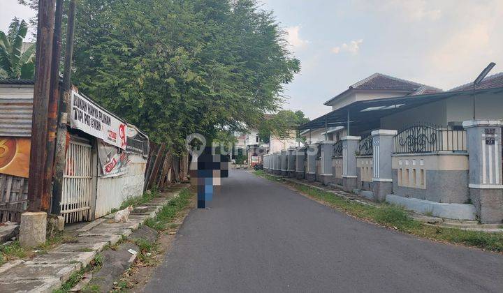 Rumah dan Ruang usaha tengah kota Semarang siap pakai dekat Java mall dekat tol gayamsari di Lampersari Semarang Tengah 27