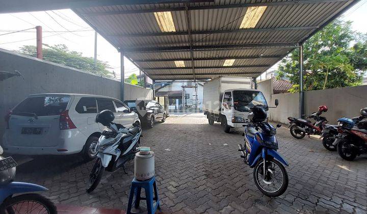 Ruko tengah kota Semarang strategis siap pakai dekat majapahit dijual di Lamper Semarang tengah 7