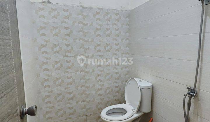 Rumah tengah kota Semarang dekat UPGRIS siap pakai disewakan di Tirtoyoso Rejosari Semarang tengah 6