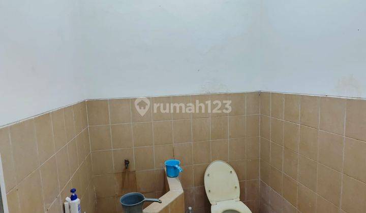 Rumah tengah kota Semarang dekat UPGRIS siap pakai disewakan di Tirtoyoso Rejosari Semarang tengah 9
