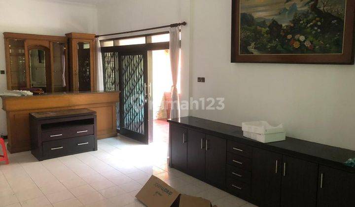 Rumah tengah kota Semarang siap huni dekat simpang lima dijual di Tambora Candisari Semarang selatan 2