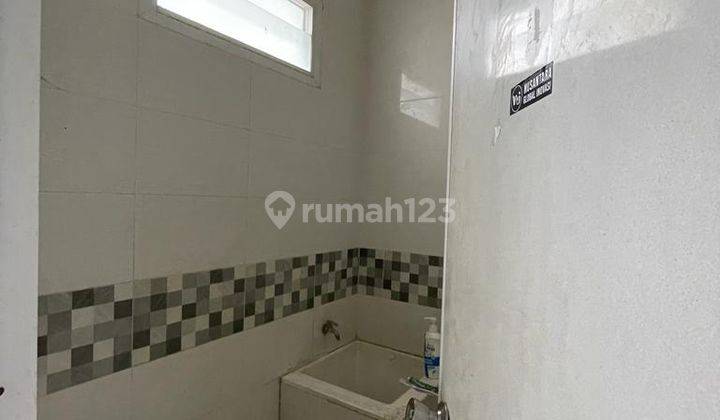 Ruko tengah kota Semarang strategis siap pakai dekat bandara dekat pelabuhan dijual di ruko Bizpark Madukoro Semarang indah Semarang barat 6