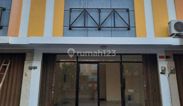 Ruko strategis tengah kota Semarang  di Padma Boulevard Graha Padma Semarang barat 11