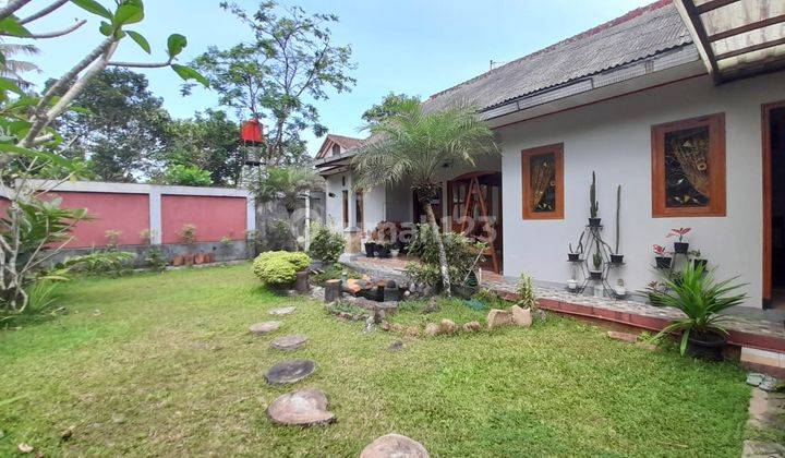 Rumah besar tengah kota Salatiga siap huni dekat kampus UKSW dijual di Sidomulyo Sidomukti Salatiga 2