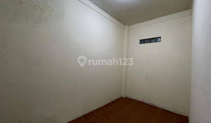 Ruko tengah kota Semarang strategis ramai siap pakai dekat stasiun dekat bandara disewakan di Kuala mas raya Semarang utara 8