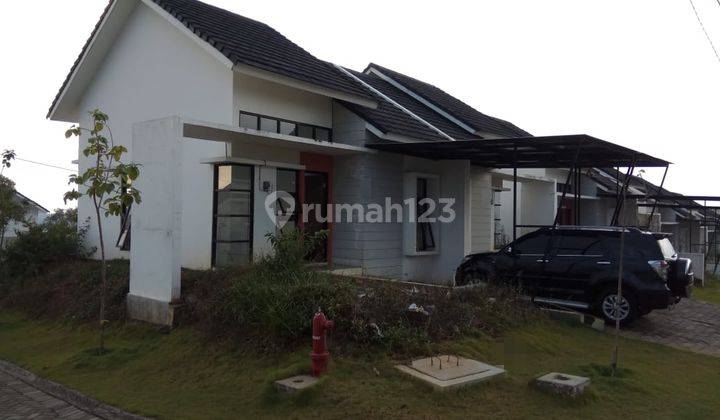 Rumah murah minimalis tengah kota Semarang dekat tol dekat KIC dekat kampus Unika BSB siap huni dijual di BSB Village Mijen Semarang barat