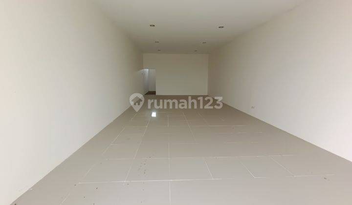 Ruko strategis tengah kota Semarang dekat tol Gayamsari disewakan di Majapahit Semarang tengah 1