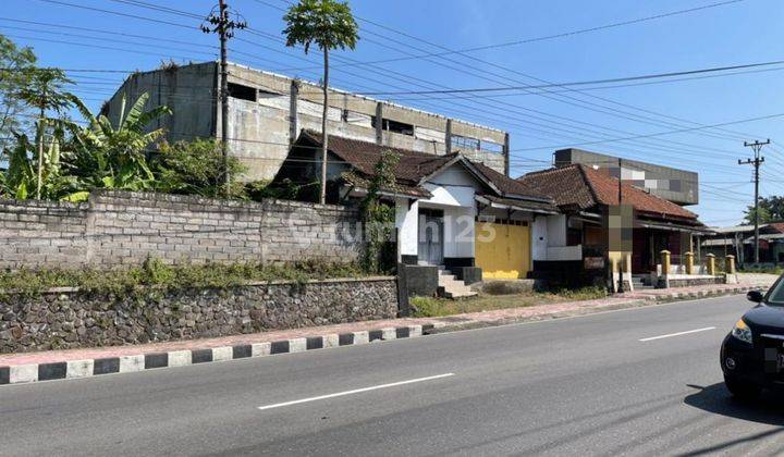 Ruang usaha tengah kota Salatiga strategis kawasan ramai siap pakai dekat kampus UKSW dijual di Jend Sudirman Argomulyo Salatiga 1